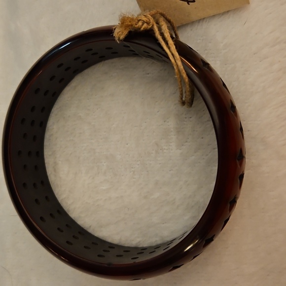 AB INNOVATORS Artisan Brown Star Cut-out Bangle Bracelet - Picture 5 of 8